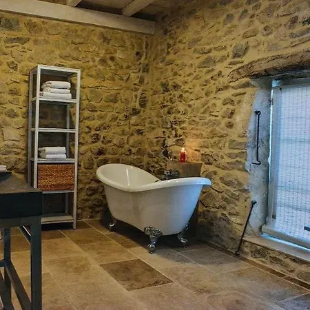 La Bastide De Lussan Lussan (Gard)