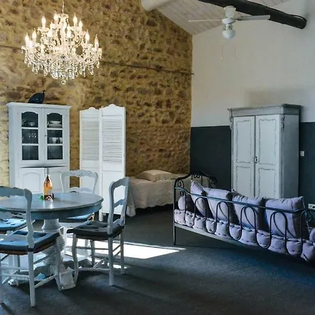 La Bastide De Lussan * Lussan (Gard)