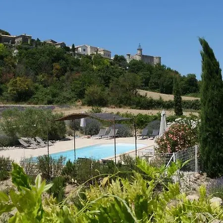 La Bastide De Lussan Hébergement de vacances