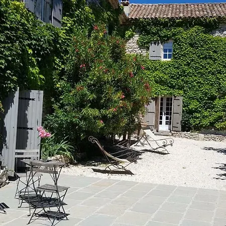 La Bastide De Lussan Lussan (Gard)
